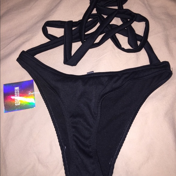 MISSGUIDED bikini🖤 - Picture 3 of 7